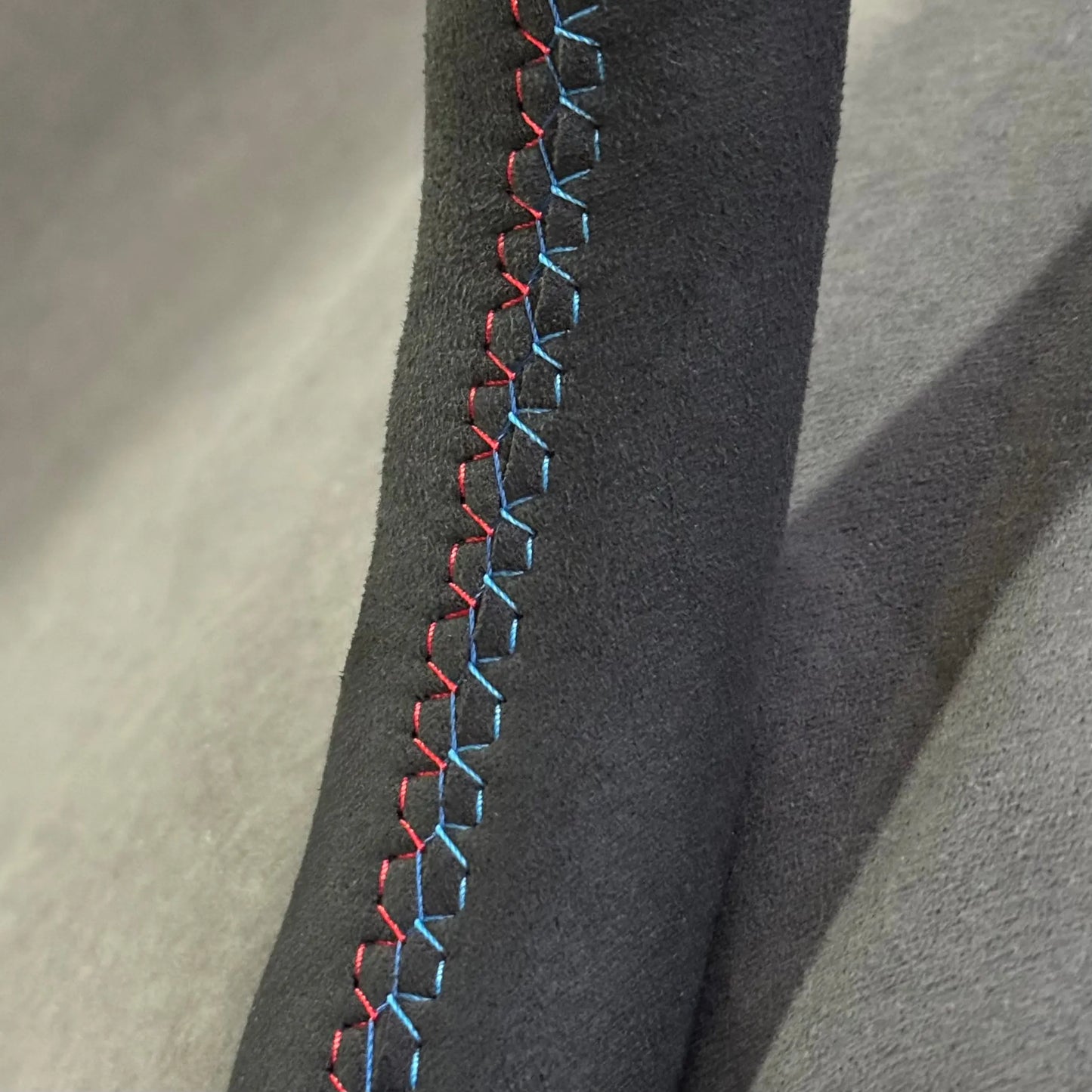 Volant BMW M2/M3/M4 CS alcantara STL Performance