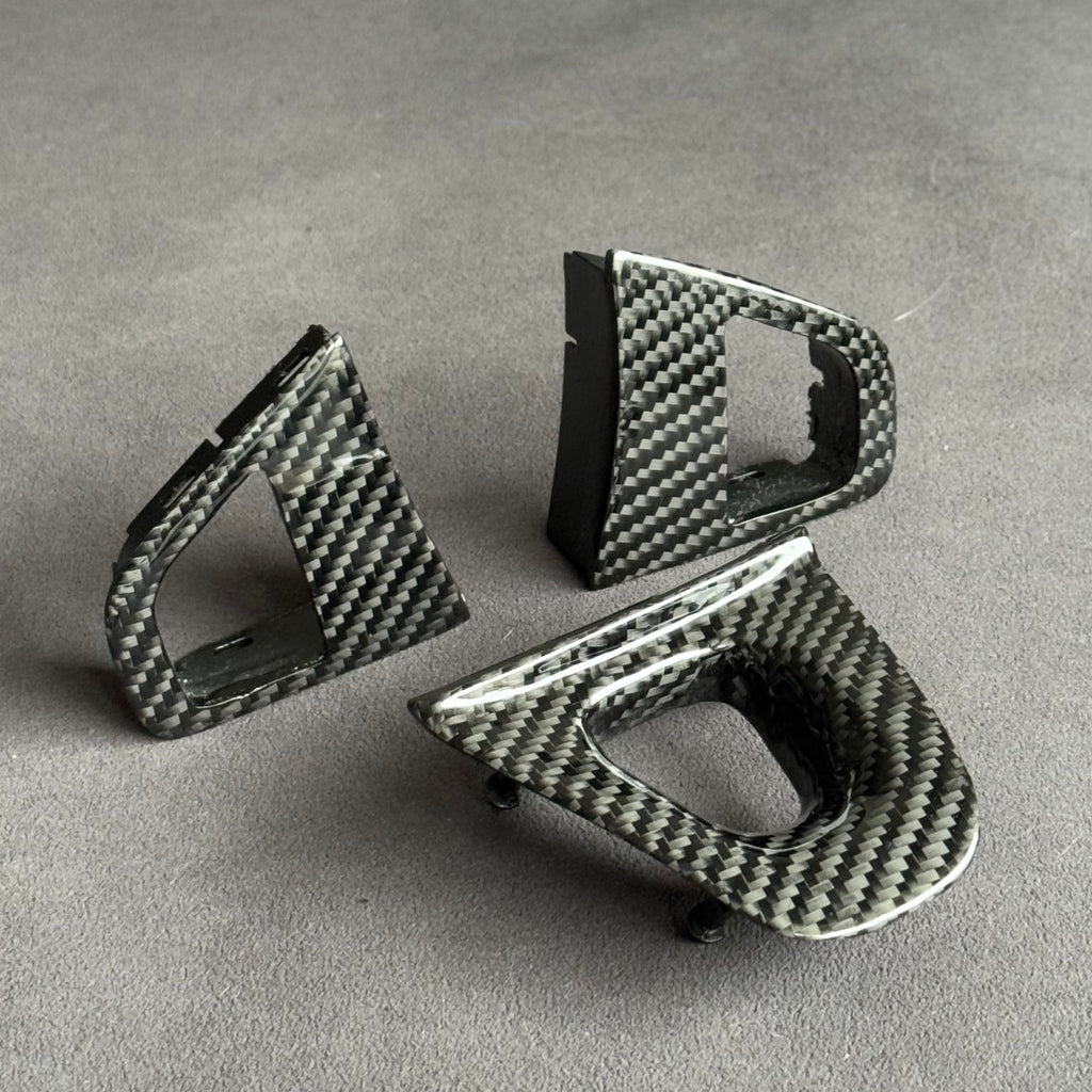 Inserts de volants carbone Megane 3 RS