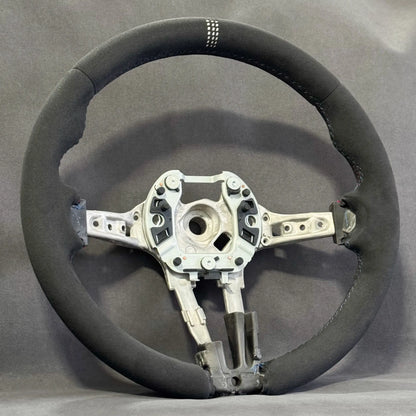 Volant BMW M2/M3/M4 CS alcantara STL Performance