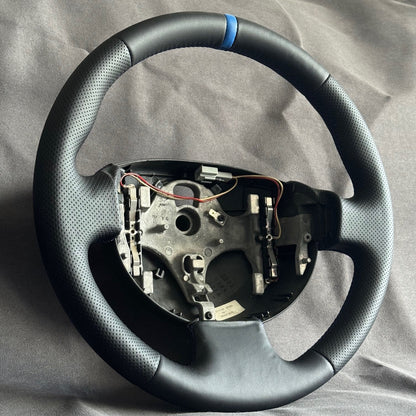Volant cuir Megane 2 RS - centreur et surpiqûres bleus STL Performance