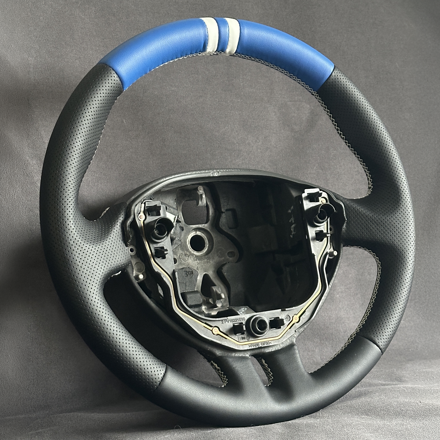 Volant cuir Clio 3 RS Gordini STL Performance