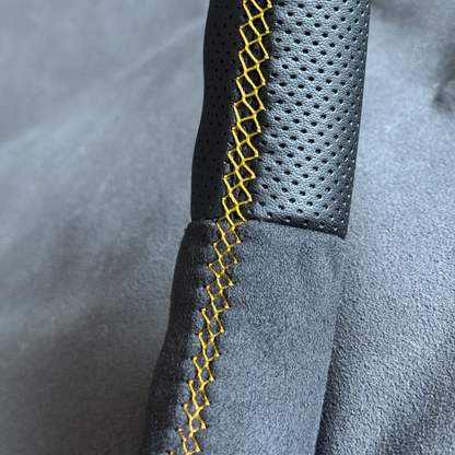 Volant cuir & alcantara Megane 2 RS - centreur & surpiqûres jaunes STL Performance