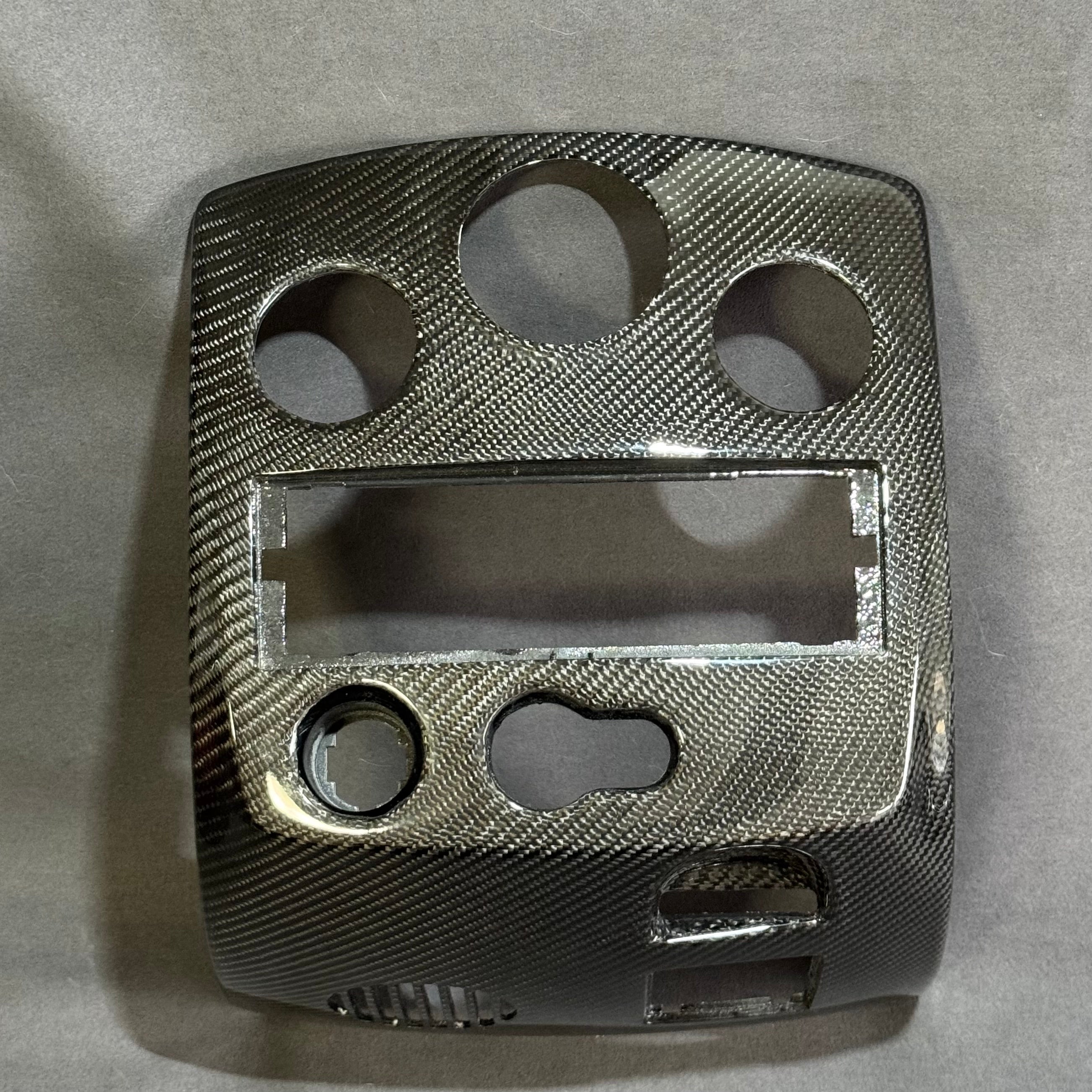 Façade centrale carbone Clio 3 RS